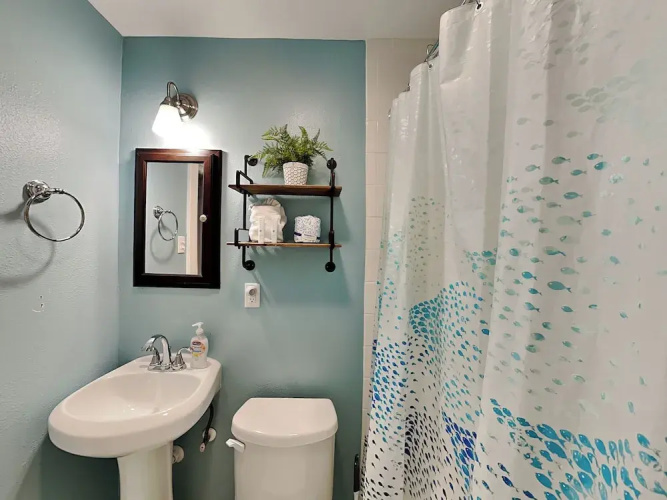 Sea Gem Turquoise by Ryson Vacation Rentals