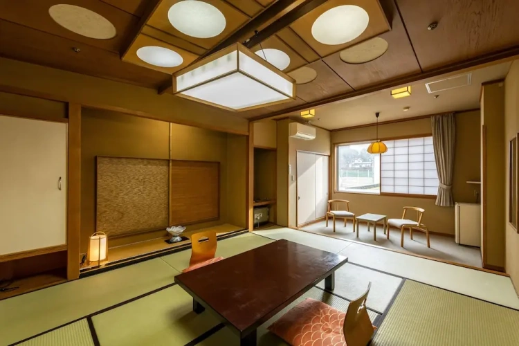 Economy room