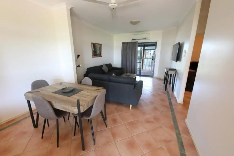 Lakeview Apartments