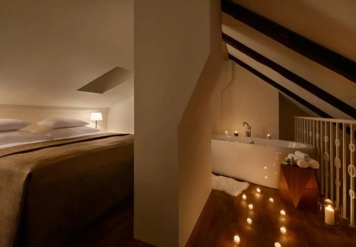 2 Bedrooms Deluxe Apartment