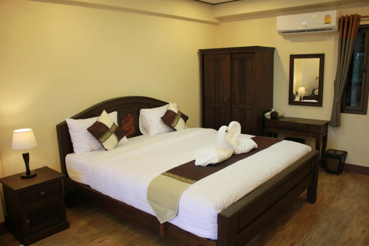 nanbaankhun hotel