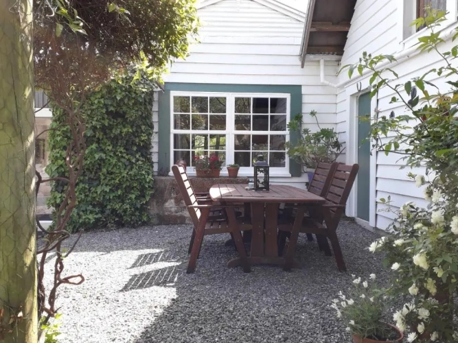 1 Bedroom Cottage