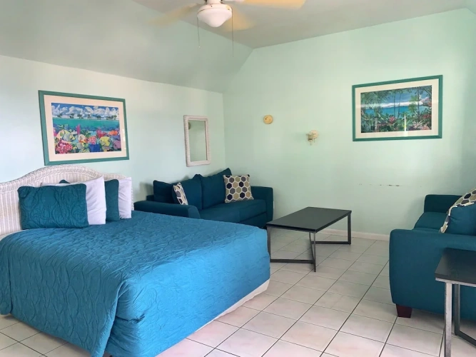 Suite with balcony and oceanfront