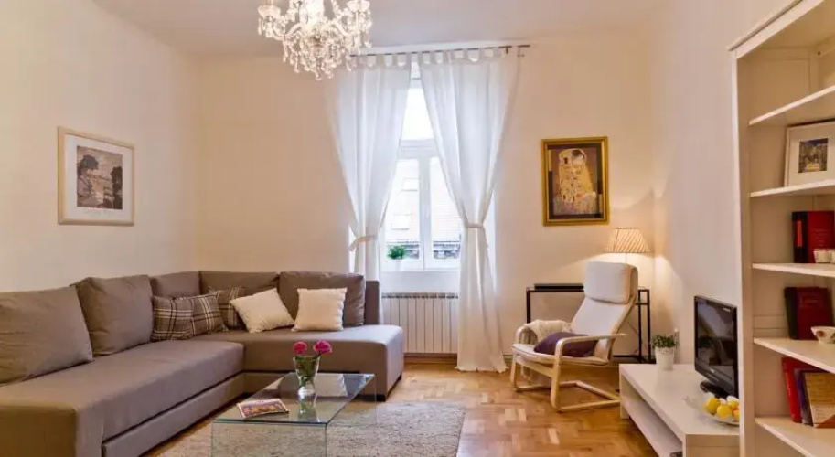 Apartments Zagy