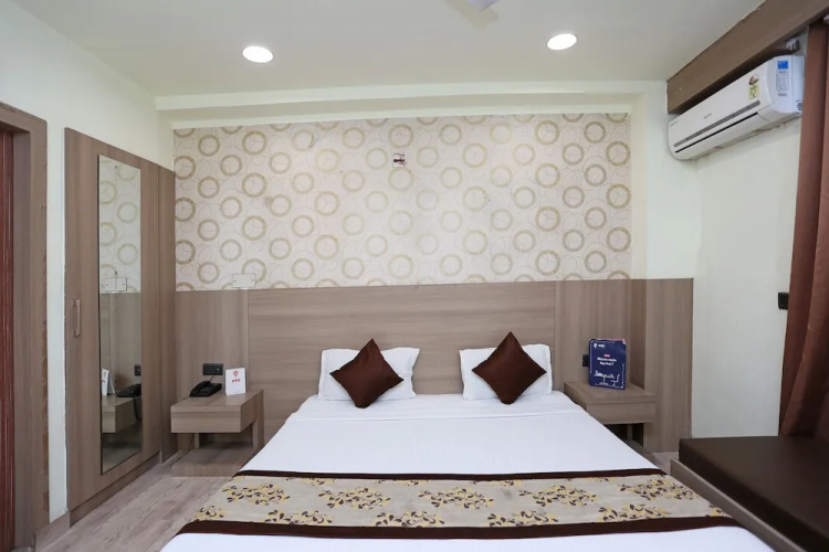 OYO 5663 GS Inn