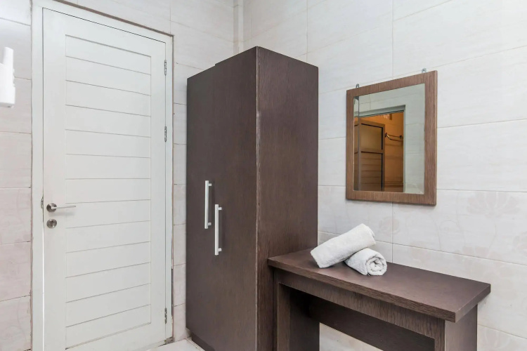 ZEN Rooms Basic Kuta Tegal Wangi