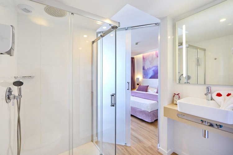 Mll Mediterranean Bay Hotel - Adults Only photo 12