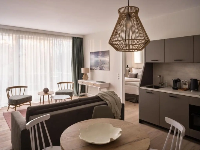 1 Bedroom Apartment with partial sea view