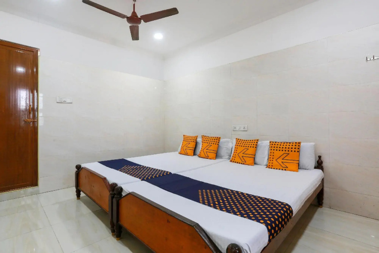 Prince Residency by OYO Rooms