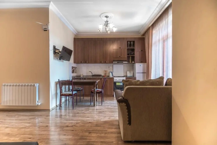 1 Bedroom Apartment