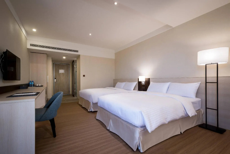 Full Kind Hotel