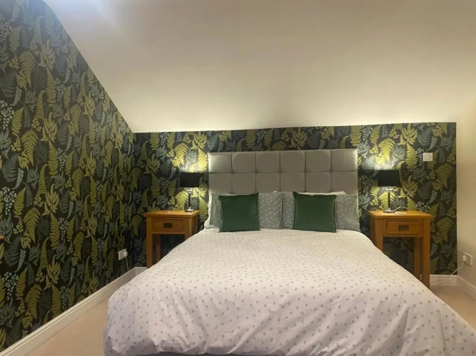 4 Bedrooms Cottage