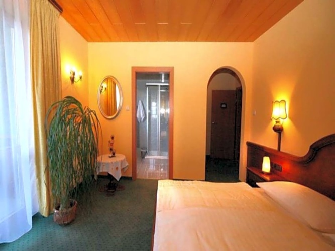 2 Bedrooms Family Suite