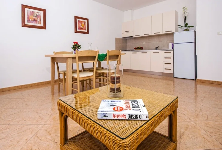 1 Bedroom Apartment with balcony