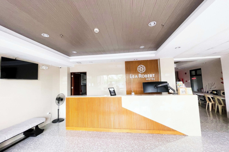 Lea Robert Hotel Angeles City
