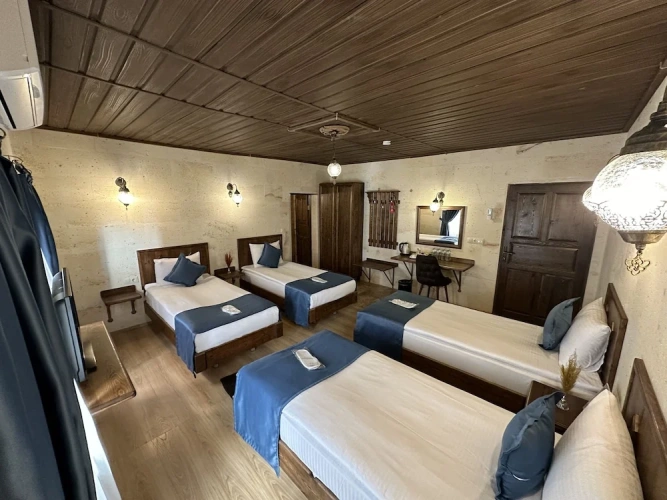 Standard Quadruple Family room