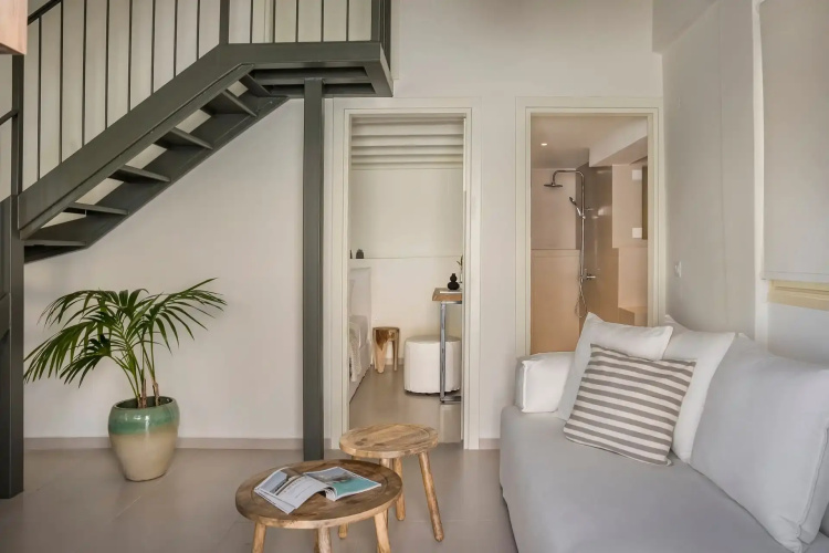 360° Luxury Residences