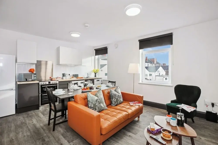 Family Apartment with partial sea view
