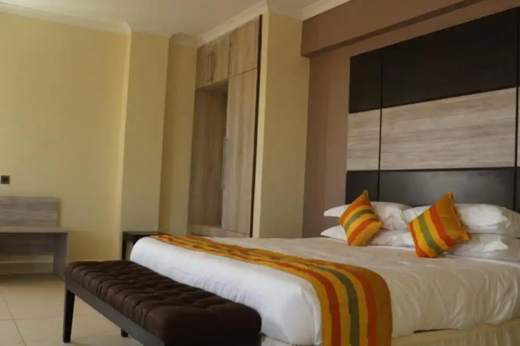 Saala Hotel