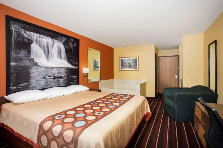 Ramada Limited Crawfordsville