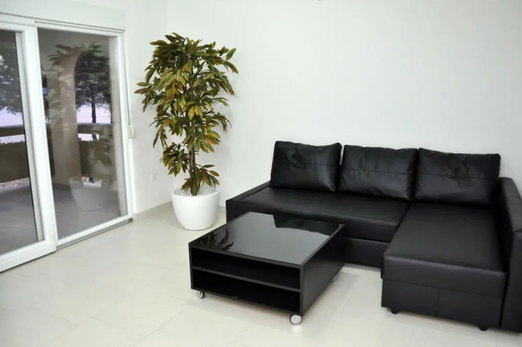 Apartments Laguna