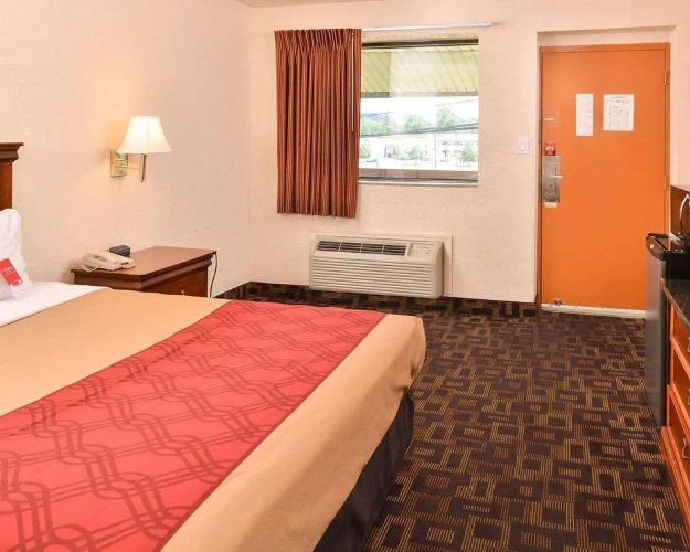 Bellmawr Economy Inn