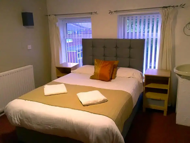 Clifton Hotel
