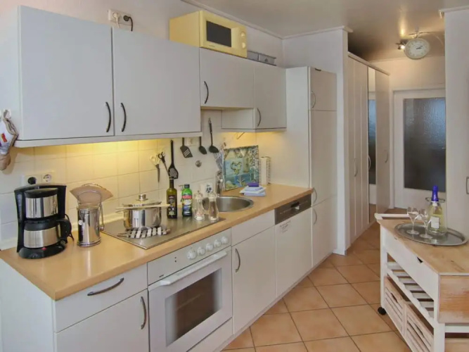 Sea View E&J Paul Comfortable Vacation Home