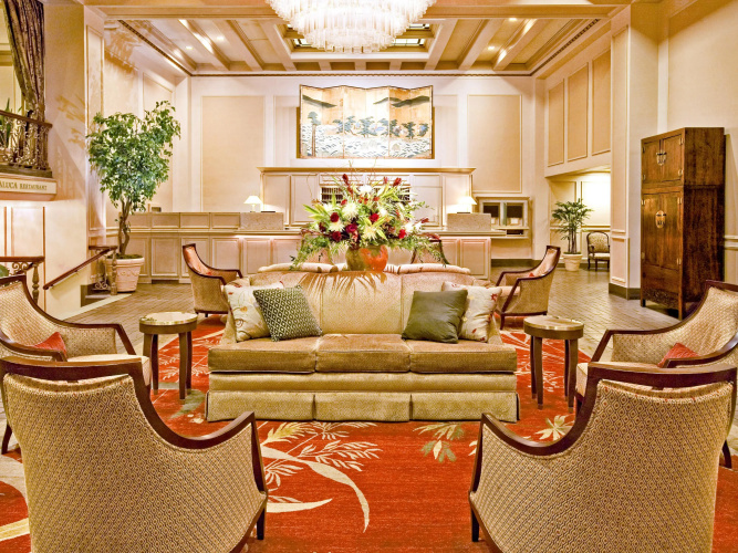 Mayflower Park Hotel
