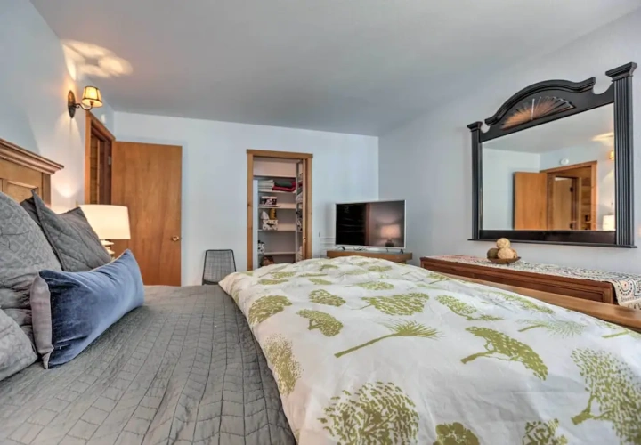 4 Bedrooms Cottage