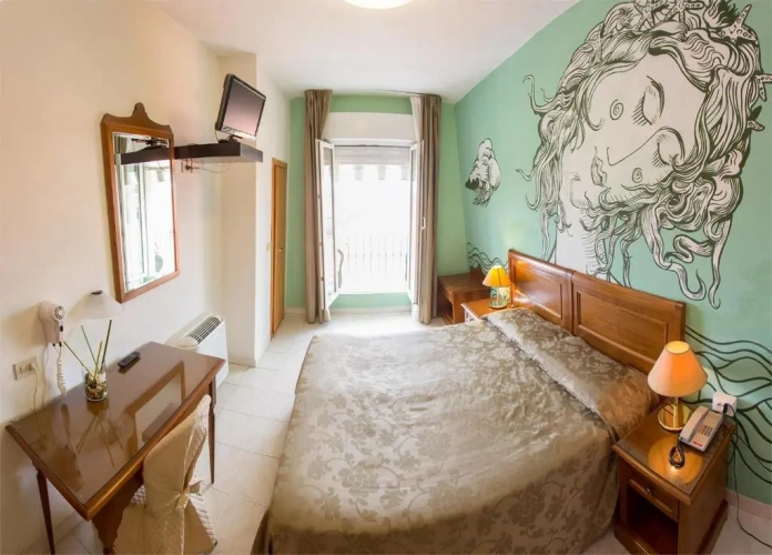 Standard Double room with balcony and with partial sea view