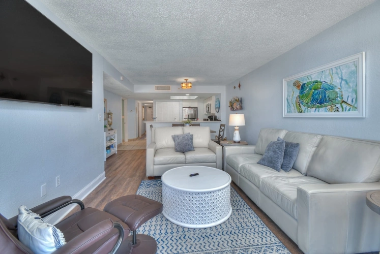 3 Bedrooms Deluxe room with balcony and with ocean view