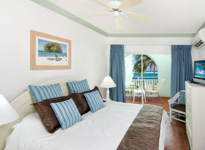 Oyster Bay Beach Resort