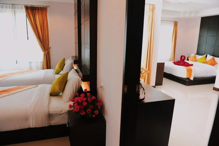 Ice Kamala Beach Hotel