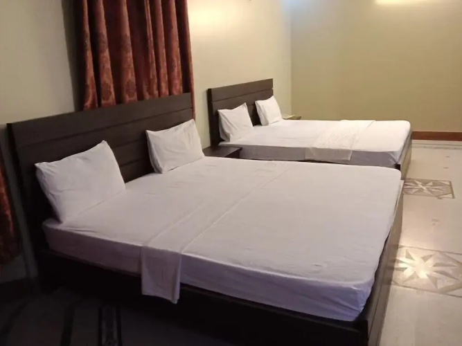 Royal Galaxy Guest House