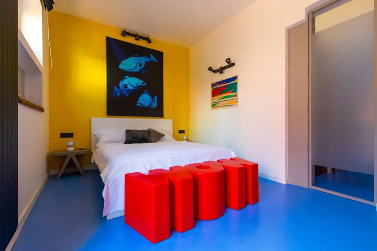 Amana in Naples With 1 Bedrooms and 1 Bathrooms