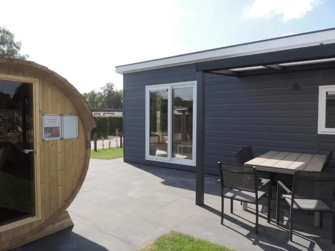 3 Bedrooms Chalet