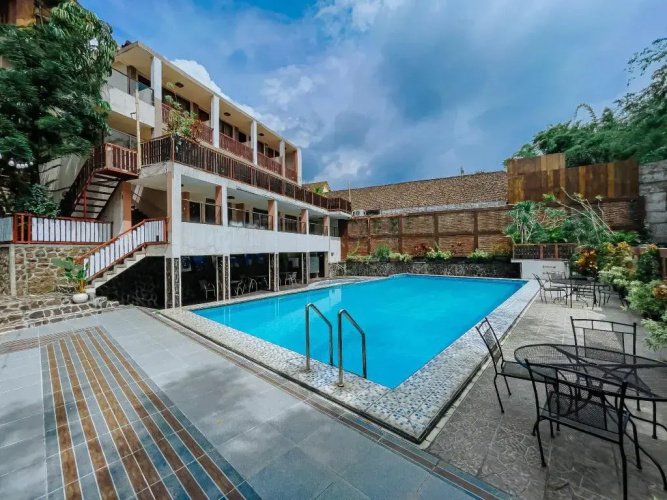 Spencer Green Hotel
