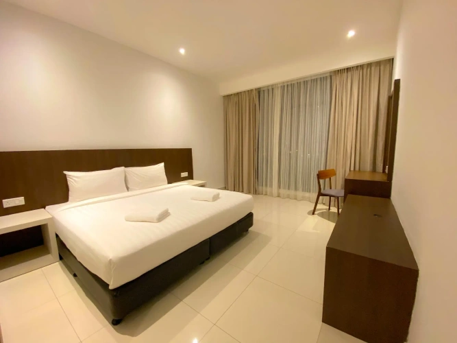 1 Bedroom Apartment