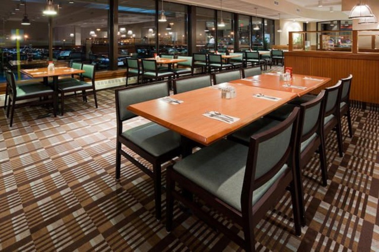 Holiday Inn Toronto-Airport East photo 32
