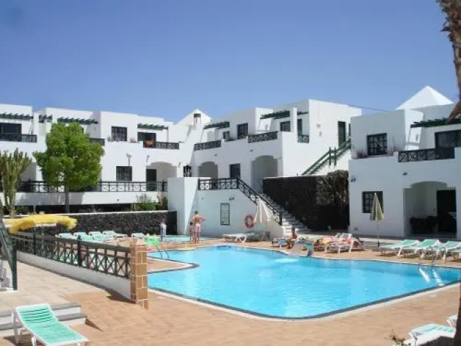1 Bedroom Economy Double Apartment with balcony