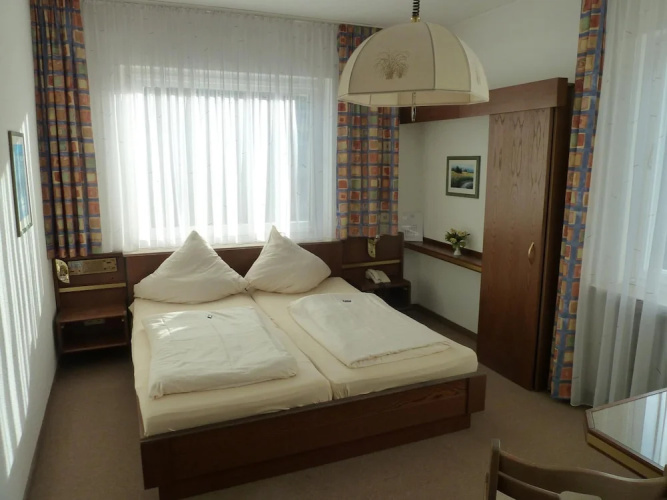 Edelstein-Hotel