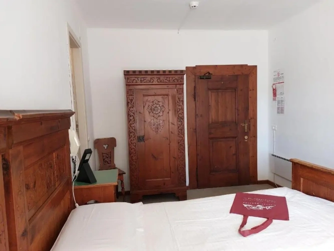 Standard Twin room with garden view