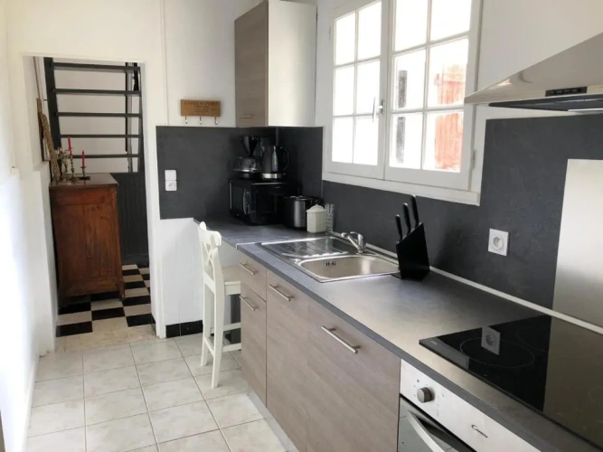 2 Bedrooms Cottage
