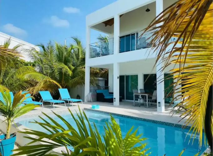 Modern villas at Grace Bay