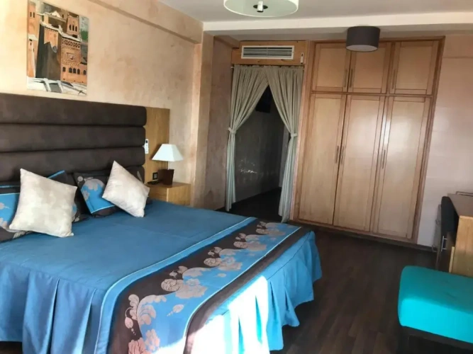 Deluxe Suite