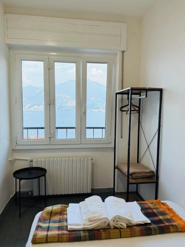 Standard Double room with lake view