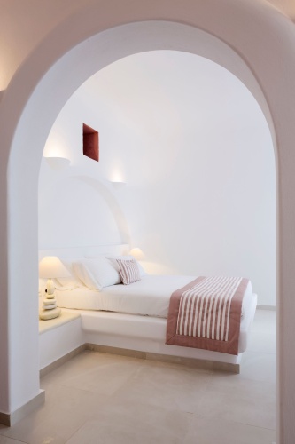 2 Bedrooms Villa