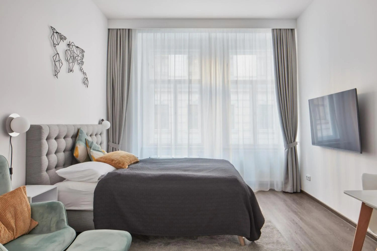 Modern Studio in New Town by Prague Days