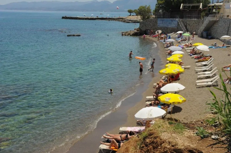 1 Bedroom Apartment with sea view
